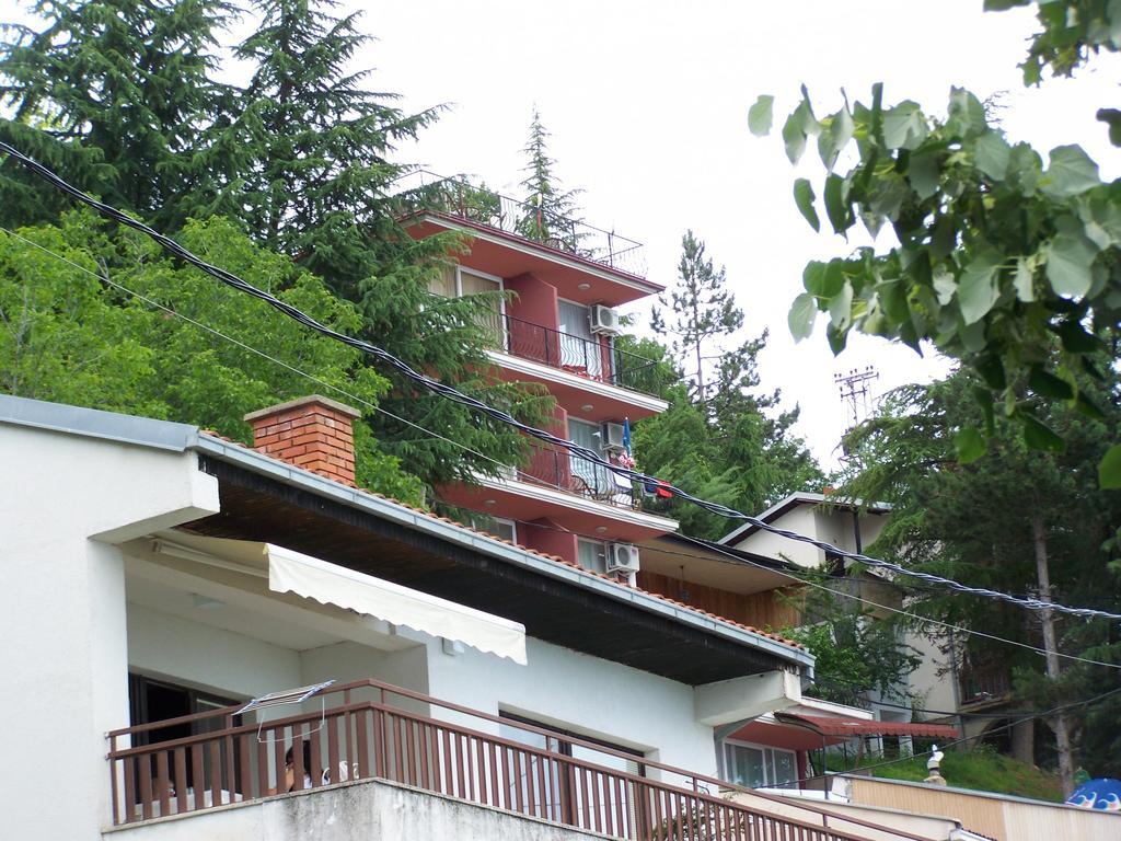 סטרוגה Villa Eros Apartments 2 מראה חיצוני תמונה