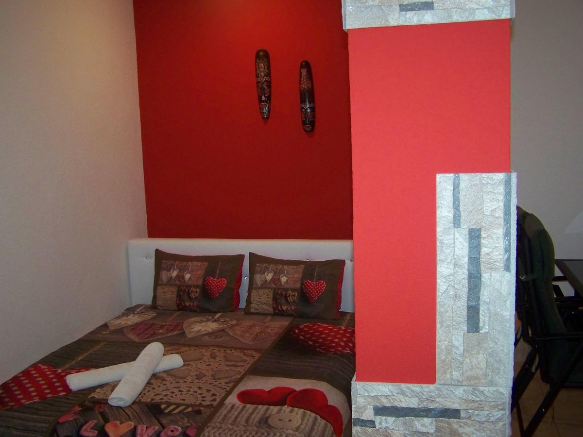 סטרוגה Villa Eros Apartments 2 מראה חיצוני תמונה